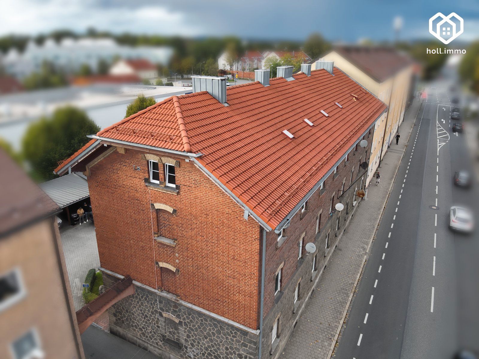 Luftaufnahme des Mehrparteienhauses Prinz-Ludwig-Straße 25