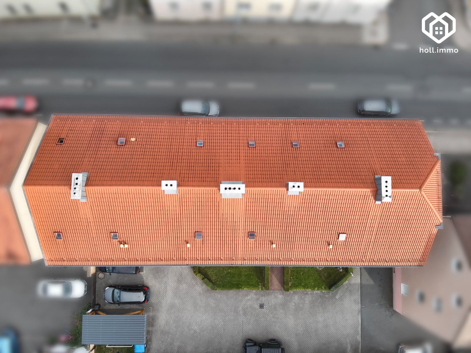 Draufsicht auf das Dach des Hauses